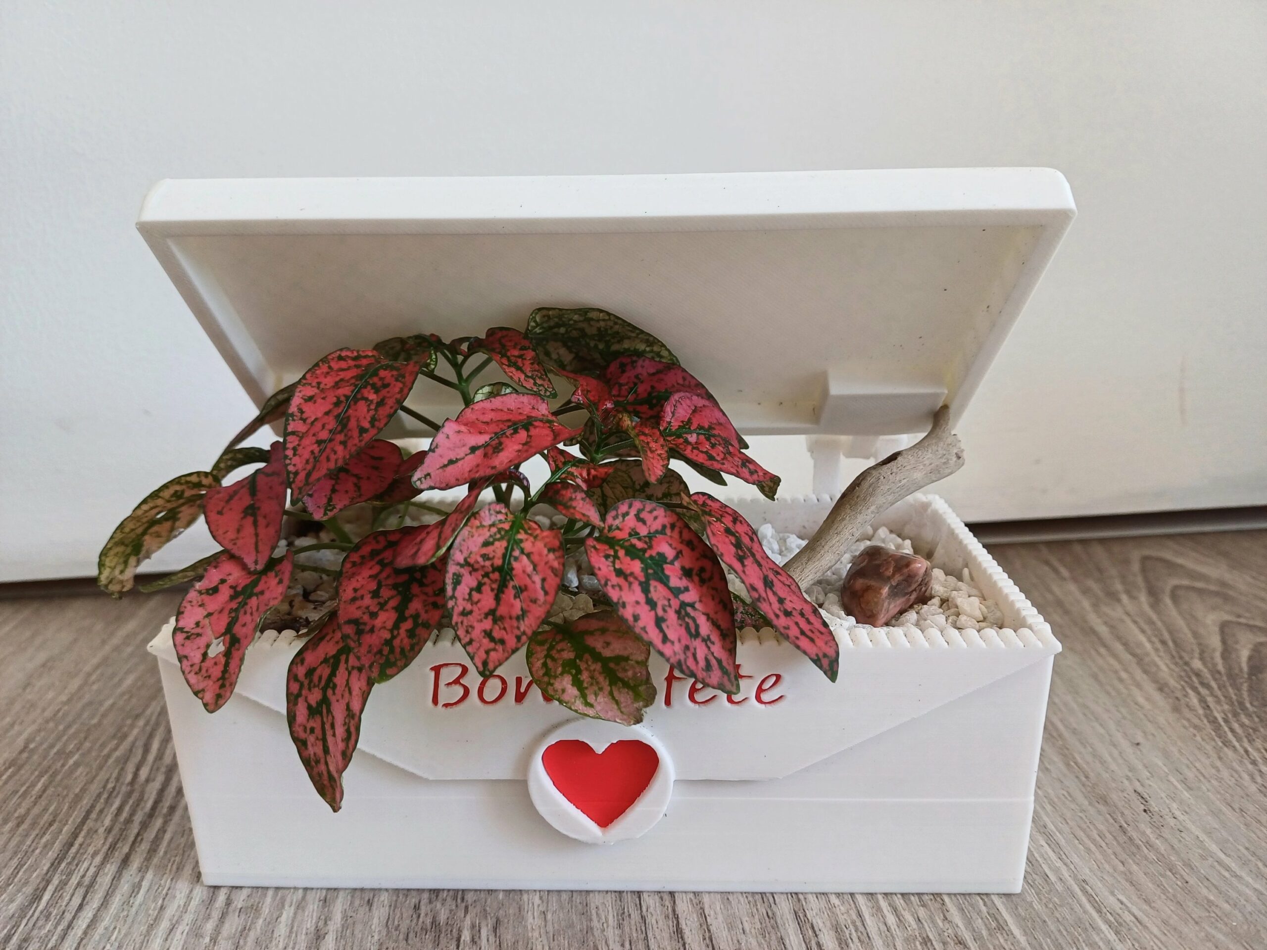 Boîte "Bonne Fête" fleurie – Création artisanale