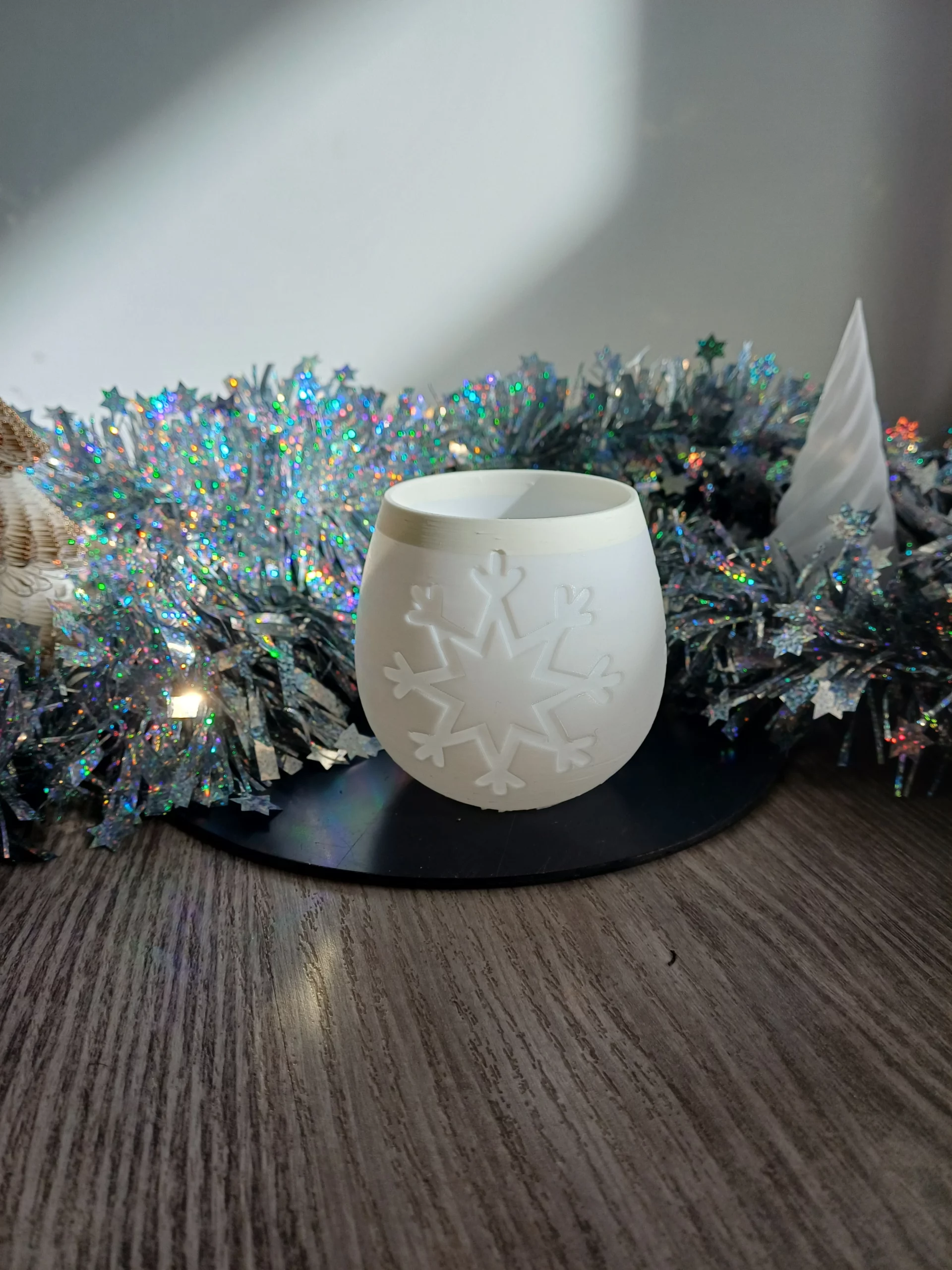 1000025381 Photophore “Boule de neige” décor étoile – Élégance et lumière pour Noël